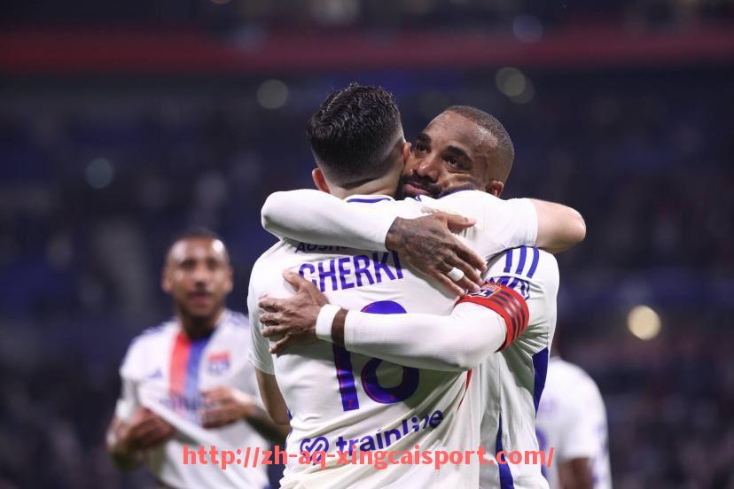 杏彩体育-法甲赛季关键节点比赛及球员表现深入解析