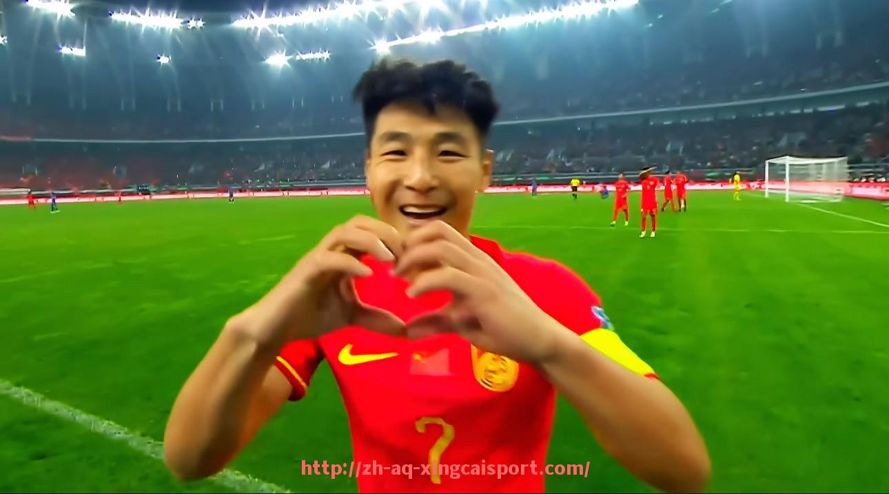 杏彩体育-世俱杯换人战术对比分变化的影响分析