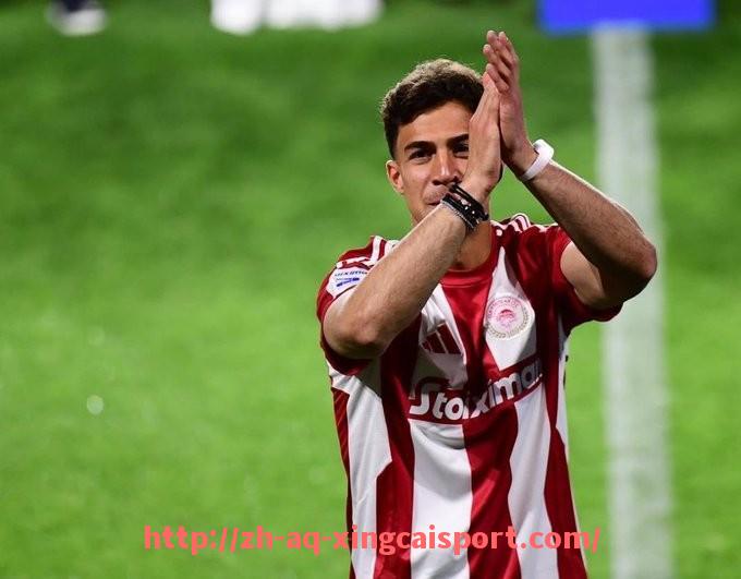 杏彩体育-世俱杯历史进球数据分析：总进球数与场均进球走势